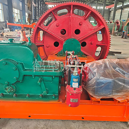 礦用鑿井絞車(chē)出口俄羅斯！